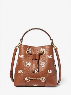 Bolso Saco Michael Kors Mercer Small Logo Embossed Cuero Mujer Marrones | 82367VKIJ